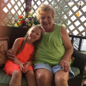 Meet your Posher, Lori